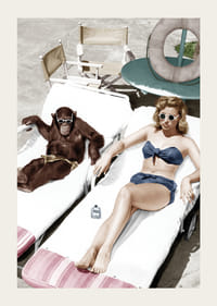 Färglagd vintagemiljö med kvinna och schimpans vid pool-3