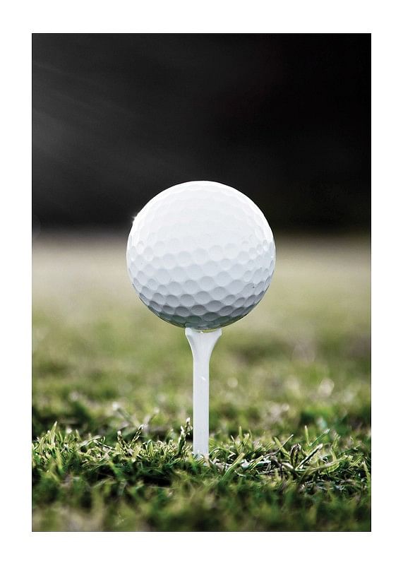 Plagát Golf Ball On Tee