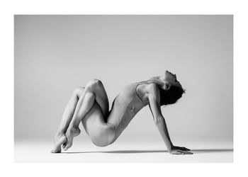 Poster Practicing Yoga No2