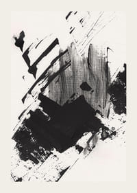 Pinceladas negras abstractas sobre fondo blanco texturizado-3