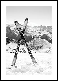 Crossed Skis-0