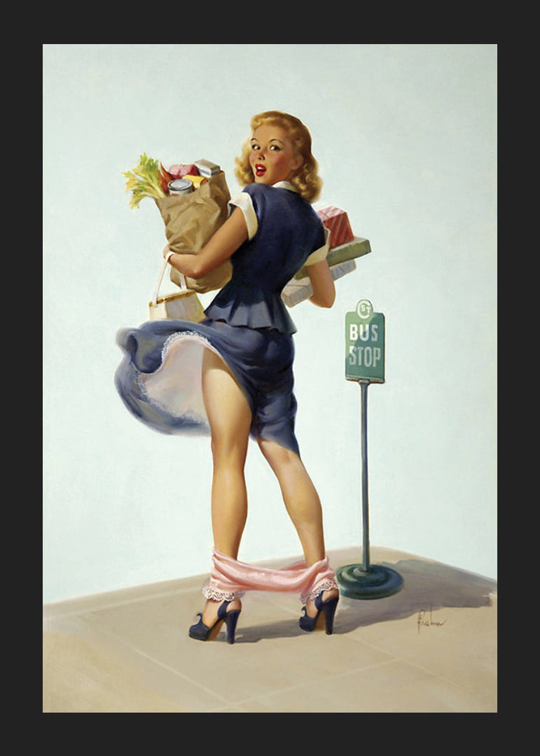 Vrouw in blauwe jurk met boodschappentassen bij bushalte, retrostijl-12