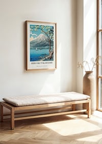 Japanskt landskap med Mount Fuji, sjö och segelbåtar-2