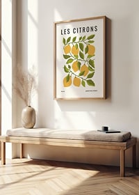 Illustrerade gula citroner med gröna blad på vit bakgrund-2