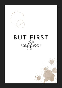 Szöveges idézet fekete színben, kávéfoltokkal fehér alapon-5