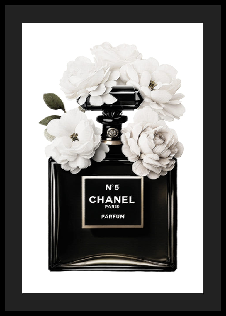 Bottiglia di profumo nera illustrata con fiori bianchi sulla parte superiore-12