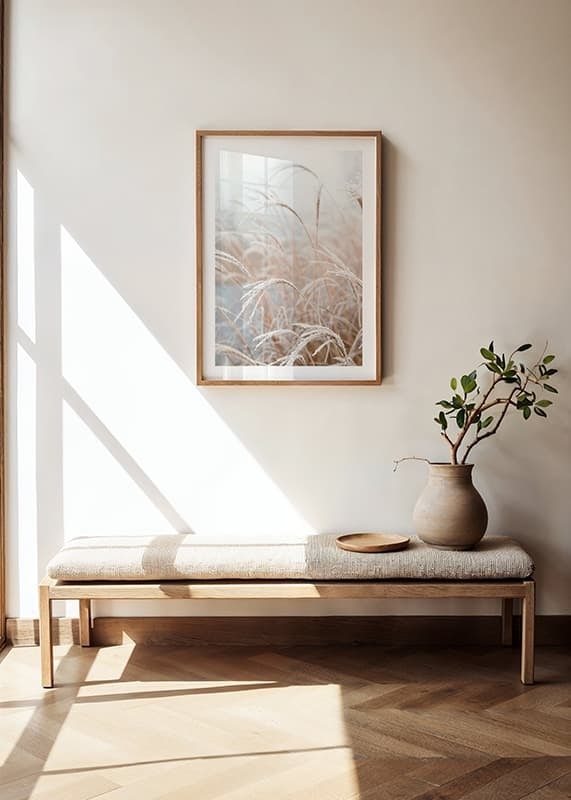 Fotografisk närbild av frosttäckt pampasgräs i mjuka beige toner-12