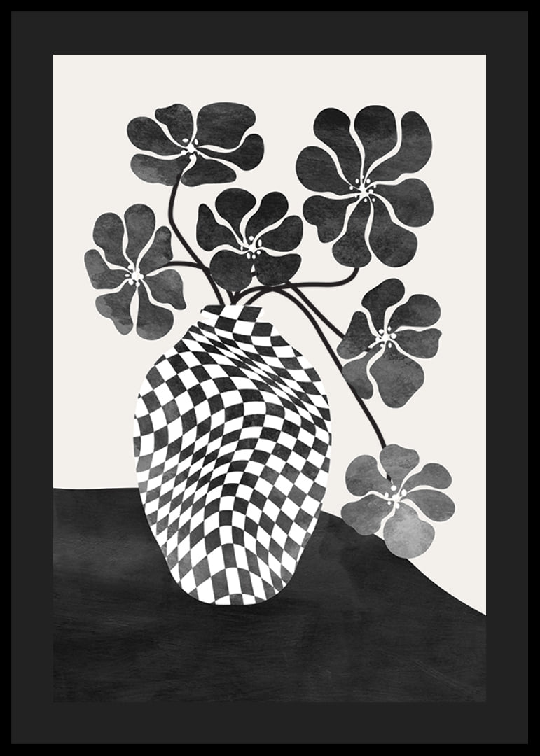 Abstrakt svartvit vas med schackrutigt mönster och blommor-12