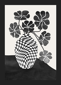 Abstrakt svartvit vas med schackrutigt mönster och blommor-5
