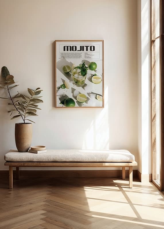 Glas mojito med is, limeklyftor och mynta på vit bakgrund-12