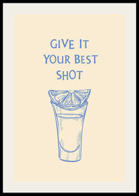 Illustration af shotglas med citronskive og blå tekst-2