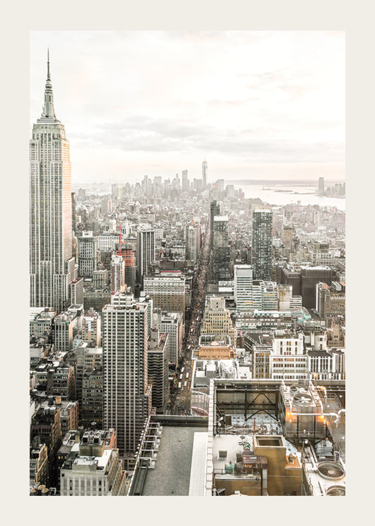 Photograph of Manhattan with the Empire State Building in morning light-12