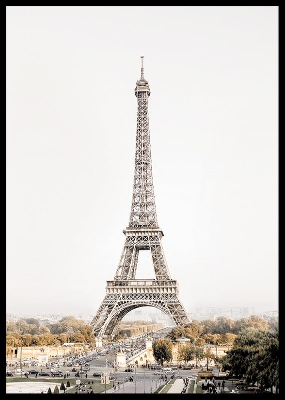 Fotografi av Eiffeltornet i Paris mot ljus, mild bakgrund-12
