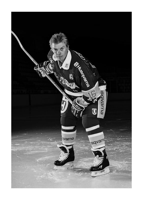 Esa Keskinen B&W-12