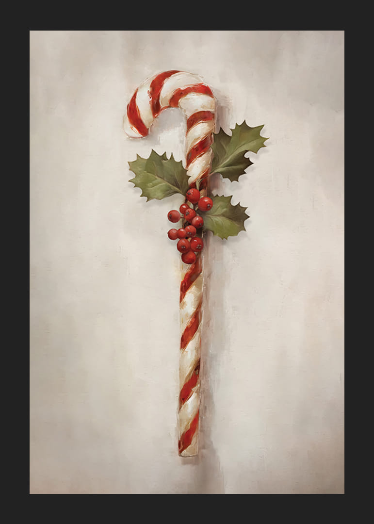 Malt sukkerstang med kristtornblader og røde bær på lys bakgrunn-12