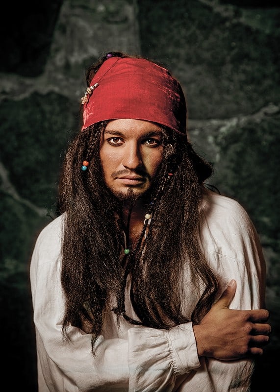 Emin Nouri Pirates-12