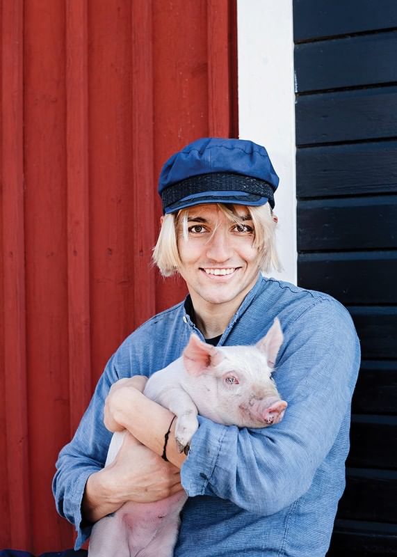Emin I Lönneberga No2-12