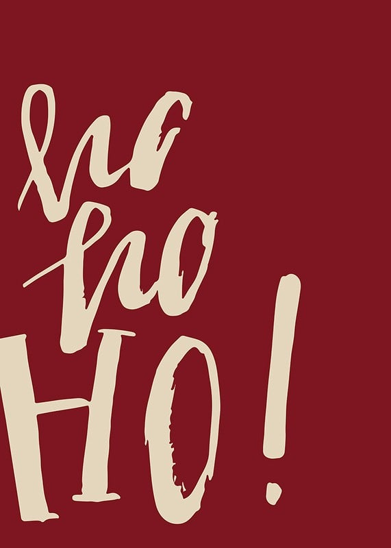 Handskriven text ho ho ho i beige på mörkröd bakgrund-12