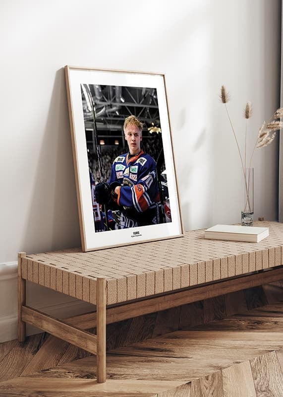 Years #40 Elias Pettersson Växjö Lakers-12