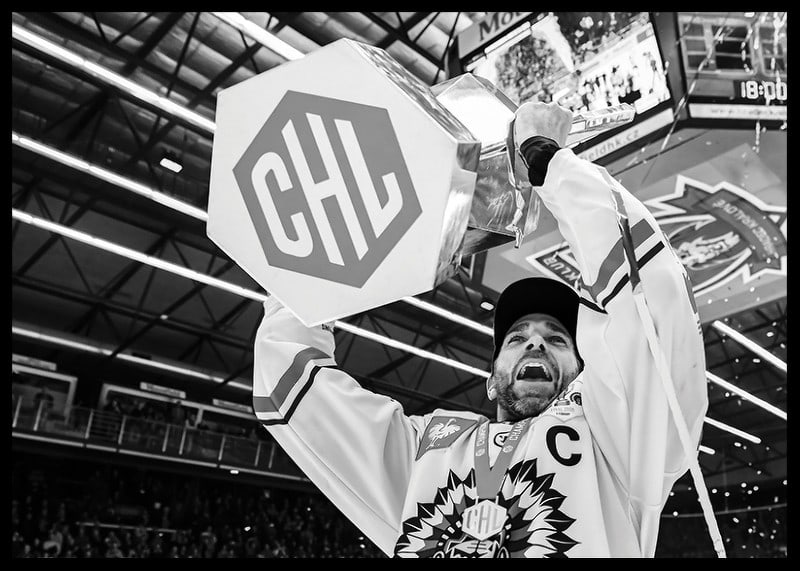 Frölunda HC Joel Lundqvist CHL 2020 B&W-12