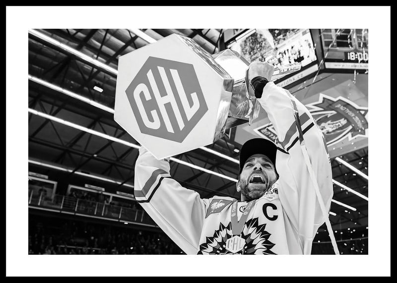Frölunda HC Joel Lundqvist CHL 2020 B&W-12