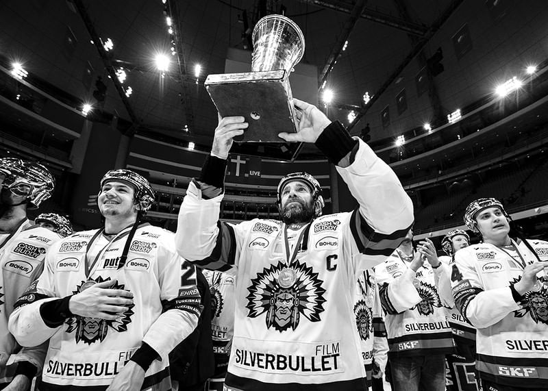 Frölunda HC Joel Lundqvist 2019 B&W-12