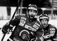 Frölunda HC Joel Lundqvist 2019 No3 B&W-3