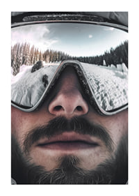 Närbild av skidåkare med reflekterande skidglasögon-1