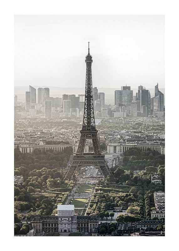 Eiffel Tower Skyline-12