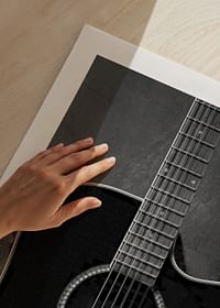 Black Guitarr-5