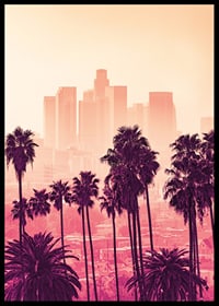 Palmbomen voor de skyline van Los Angeles in roze en oranje tinten-6