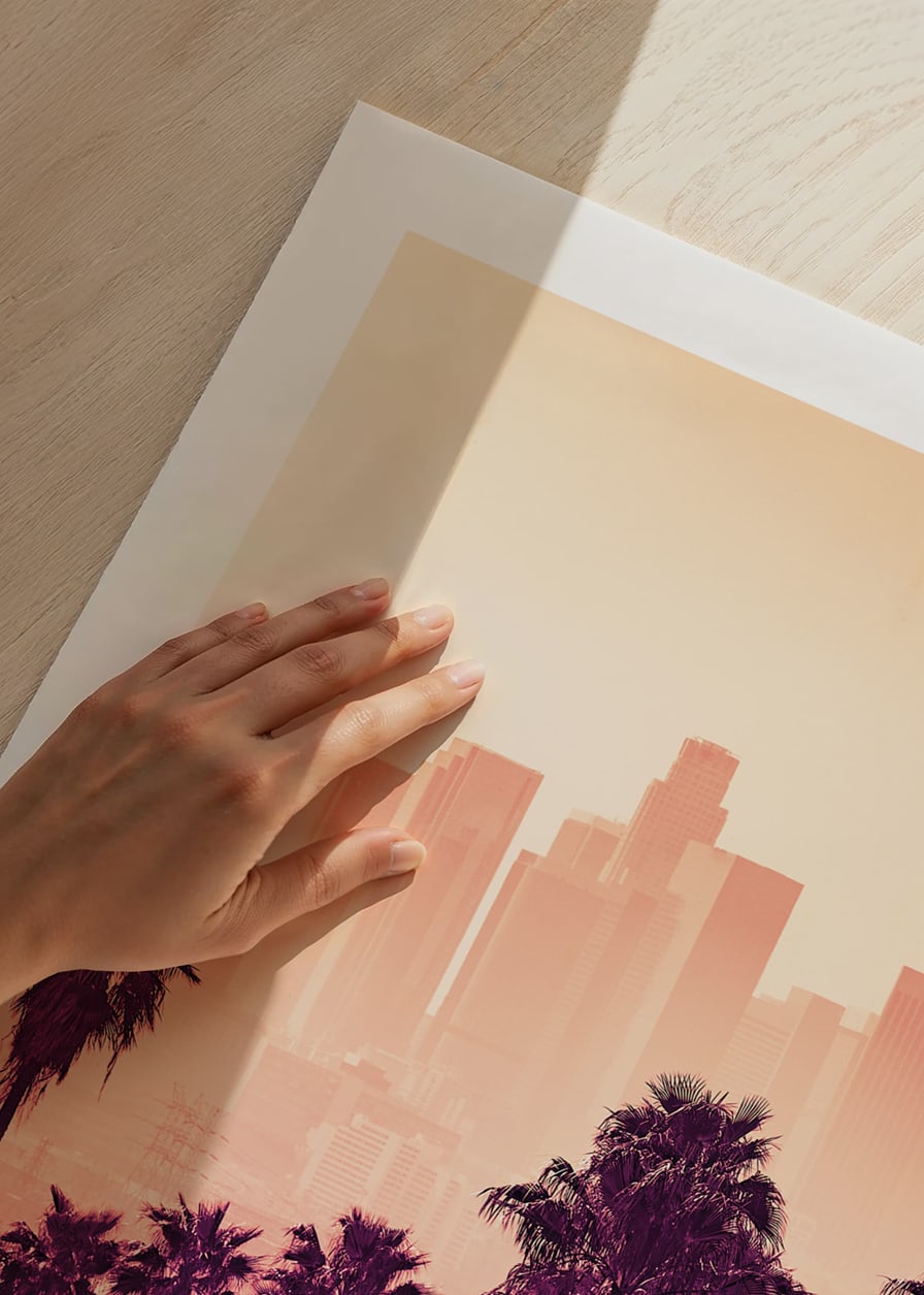 Palmbomen voor de skyline van Los Angeles in roze en oranje tinten-12