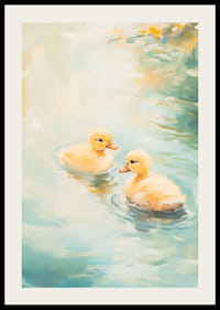 To gule andunger svømmer i mykt lys på blågrønt vann-2