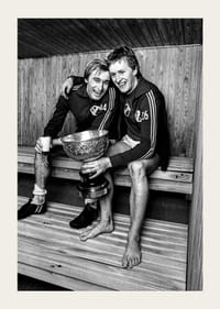 Rutger Backe och Sigge Johansson med pokalen efter seger i allsvenskan-5