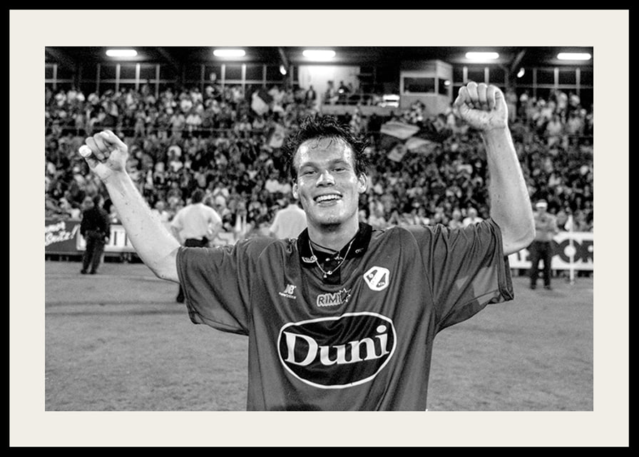 Fredrik Ljungberg firar segern 1997 mot AIK-12
