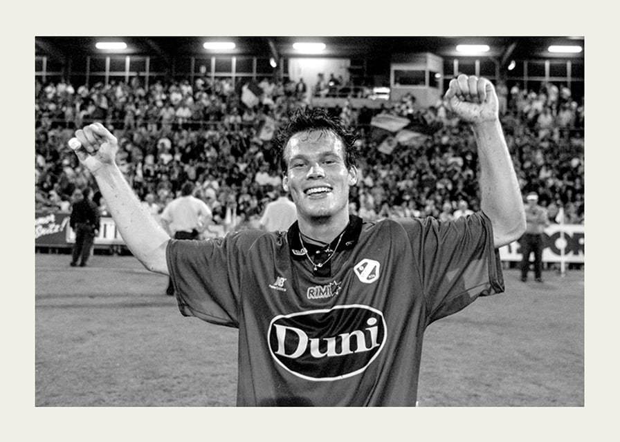Fredrik Ljungberg firar segern 1997 mot AIK-12