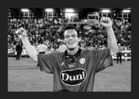 Fredrik Ljungberg firar segern 1997 mot AIK-7