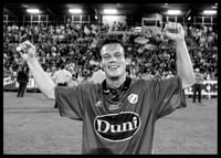 Fredrik Ljungberg firar segern 1997 mot AIK-2