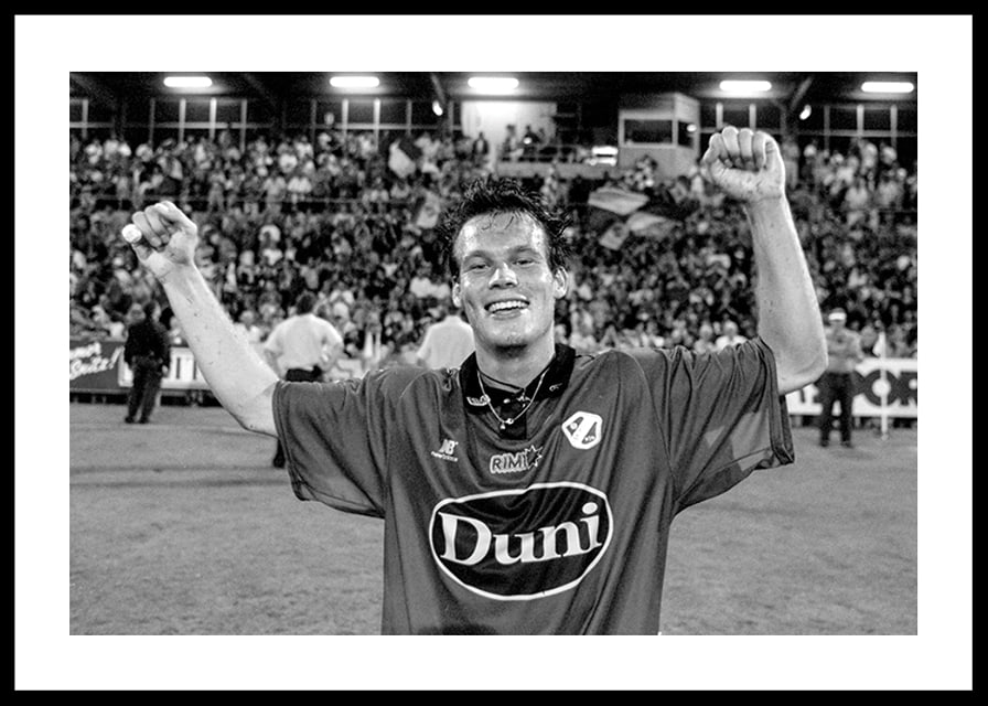 Fredrik Ljungberg firar segern 1997 mot AIK-12