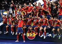 Spanien presenteras som vinnare i UEFA Euro 2024-3