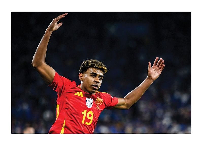 Lamine Yamal during the match against Italy in UEFA Euro 2024-12