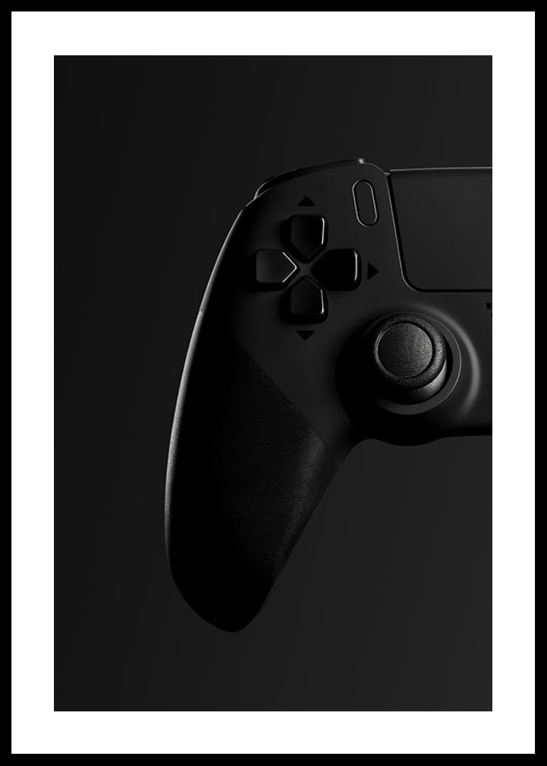 Svartvit närbild av spelkontroll med mjuk skuggning-12