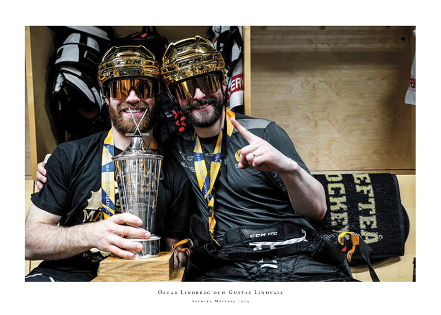 Oscar Lindberg och målvakt Gustaf Lindvall under final fem-12