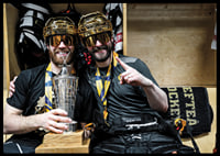 Oscar Lindberg och målvakt Gustaf Lindvall under final fem-8