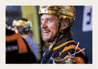 Skellefteås Jonathan Pudas under guldhyllningar av Skellefteå efter SM-guldet-5