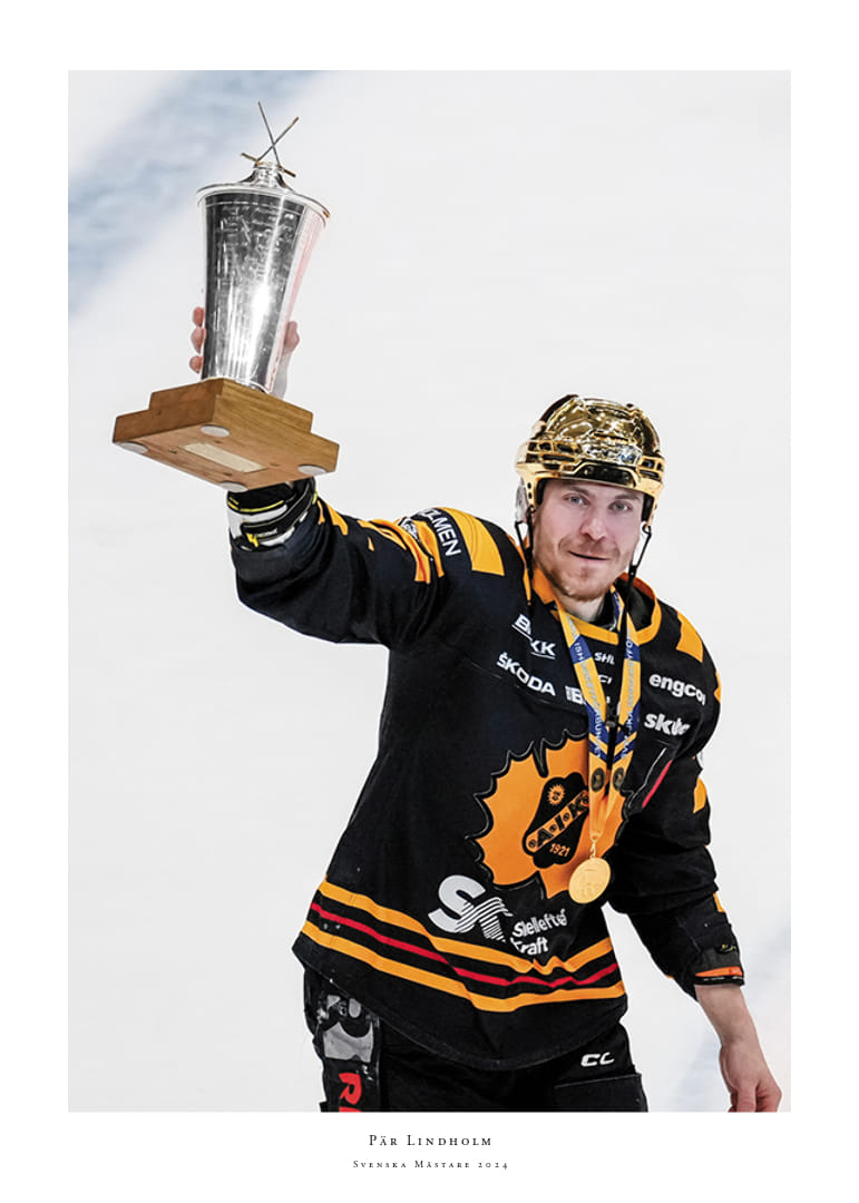 Pär Lindholm jublar med LeMat pokalen-12