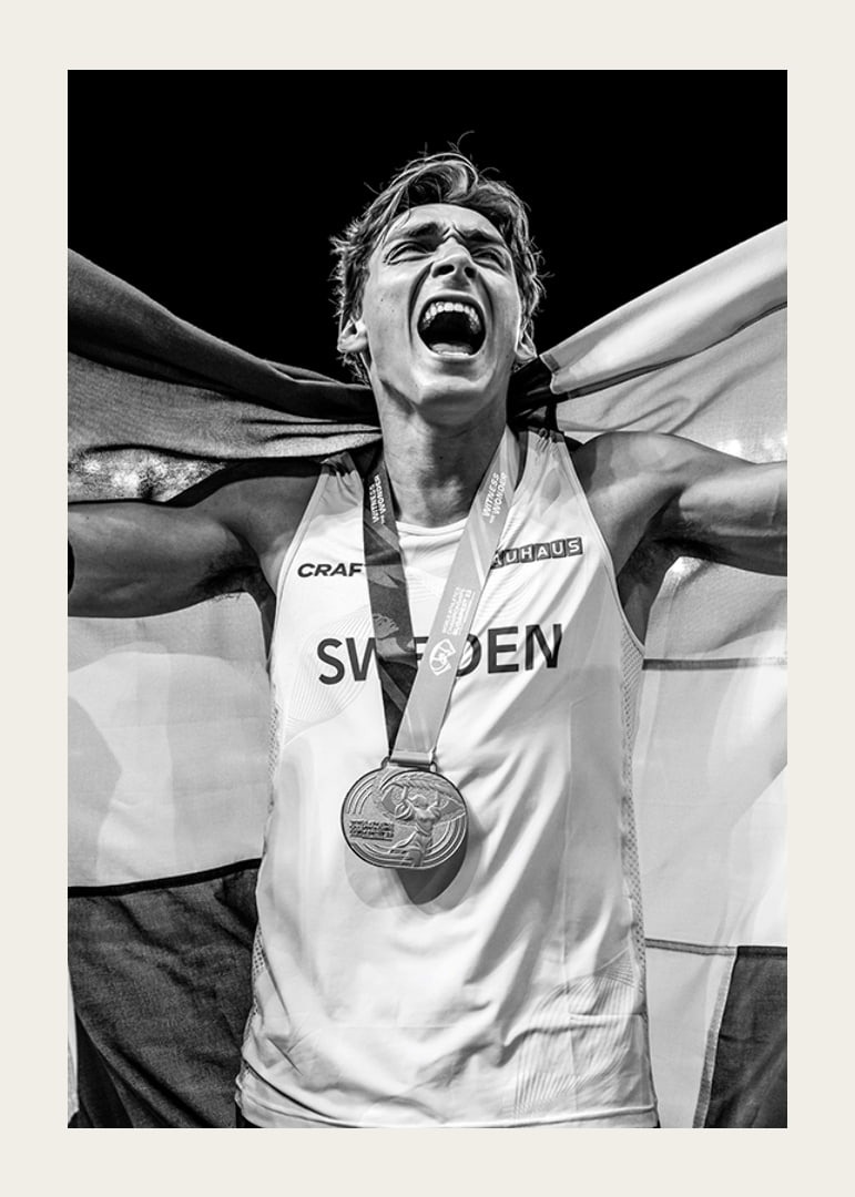 Armand Duplantis Pole Vault WC Budapest 2023-12