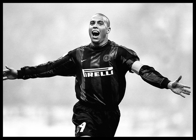 Ronaldo Luís Nazário de Lima Football Club Internazionale Milano 1999-12