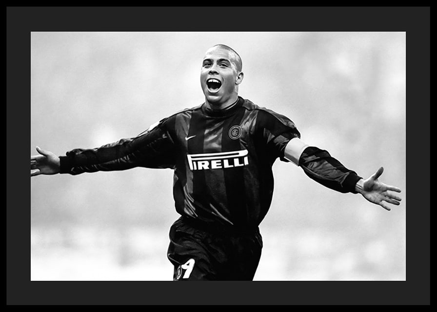 Ronaldo Luís Nazário de Lima Football Club Internazionale Milan 1999-12