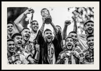 Lionel Messi firar med Argentina efter att ha vunnit fotbolls-VM i Qatar år 2022-2